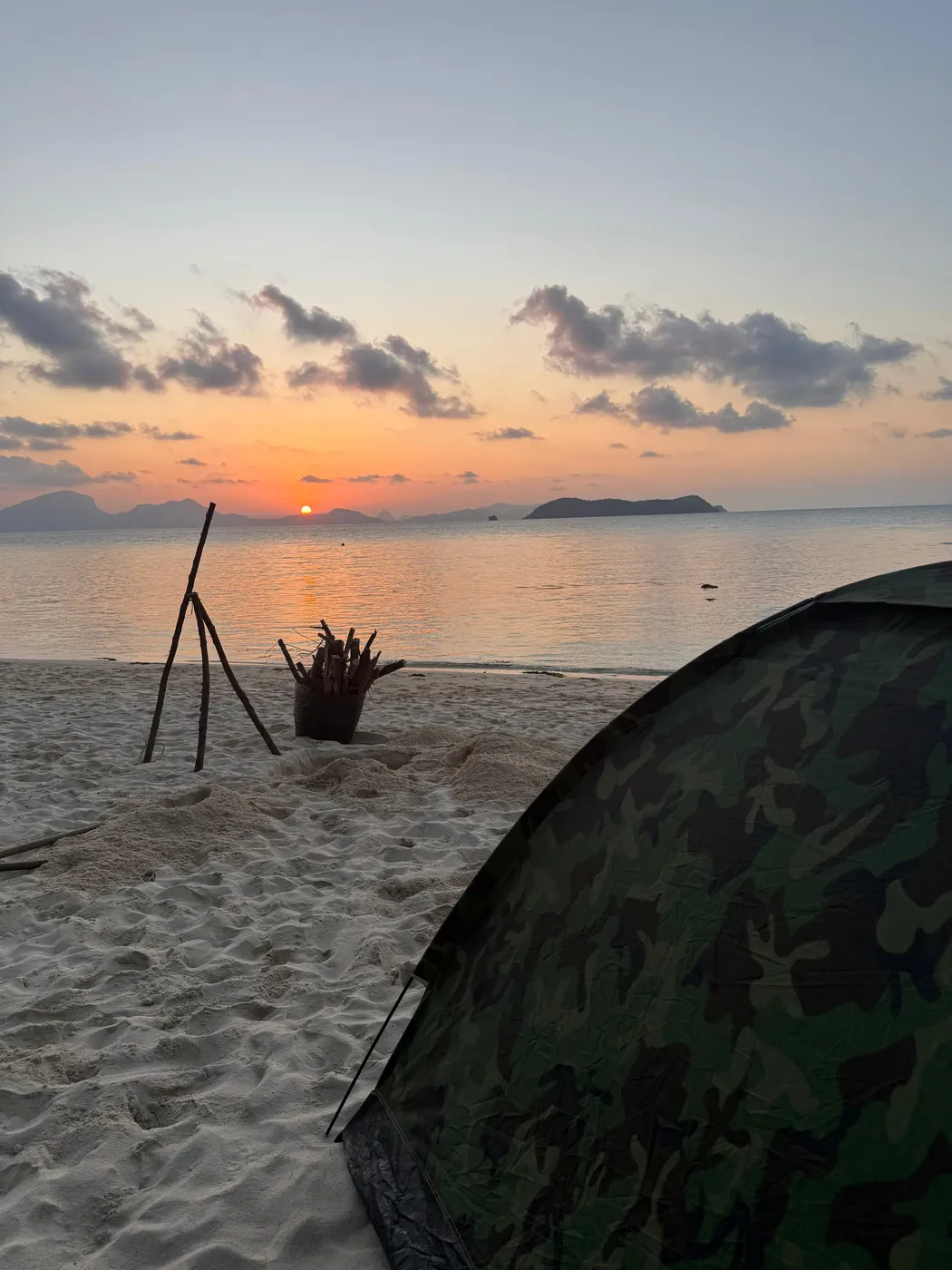 Bivouac beach