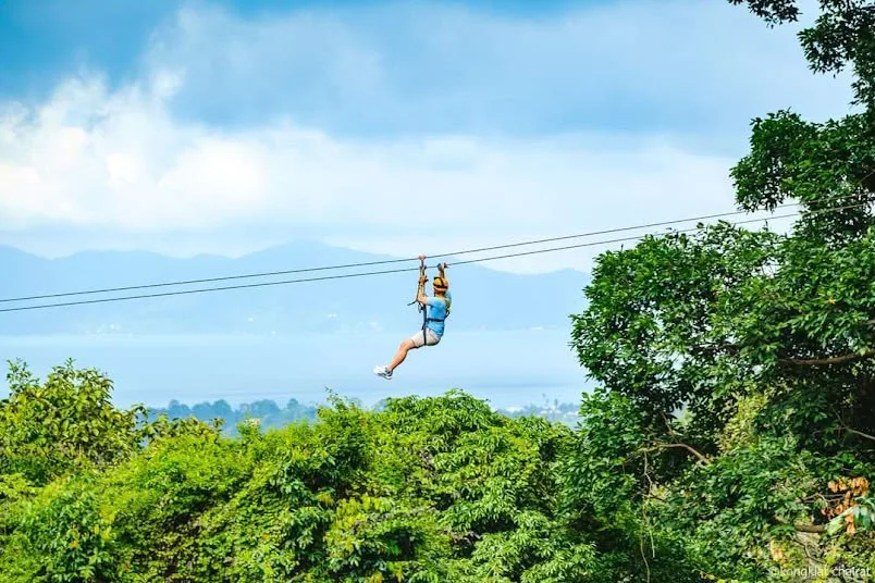 Tyrolienne Koh Samui - 10 cables jungle, vue mer et cascade